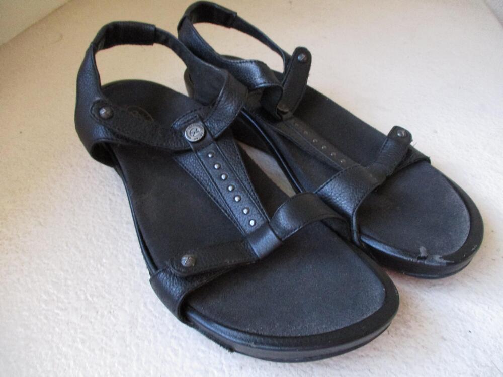 Aetrex Sandals Women 9 Black Leather Adjustable Strap Studded Wedge Arch Support